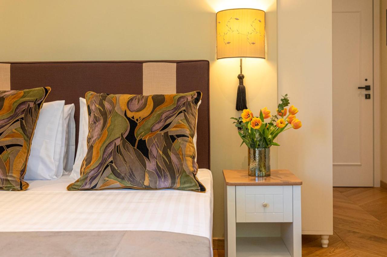 Ipelhome - Plaka Boutique Apartments Ateny Zewnętrze zdjęcie