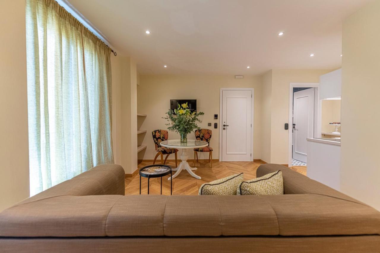 Ipelhome - Plaka Boutique Apartments Ateny Zewnętrze zdjęcie